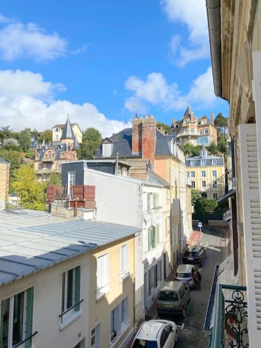Apartment Plein Centre Trouville, 200m De La Plage, 2/4 Pers *